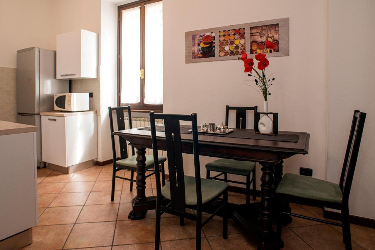 Cortile Del Forno Nel Centro Storico Leilighet Arona Eksteriør bilde